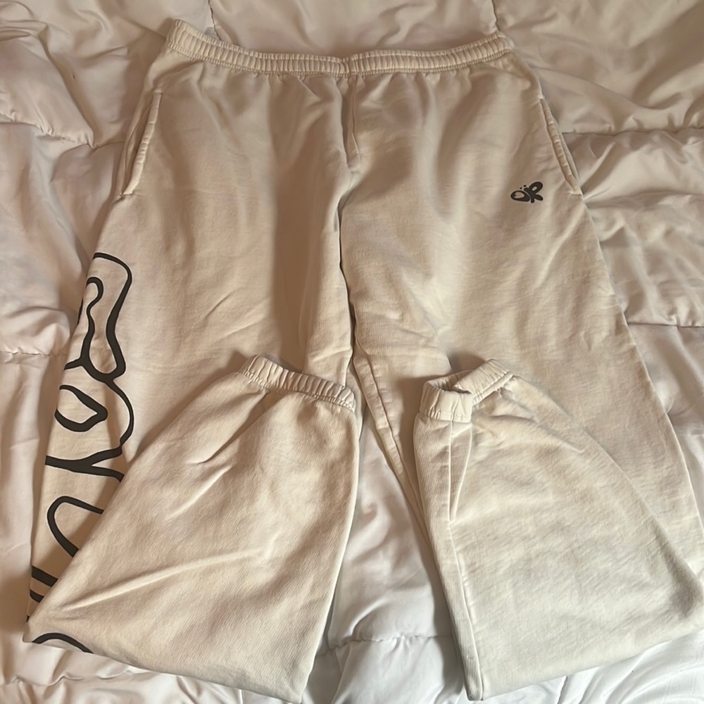 Olivia Rodrigo Sour Sweatpants, size XXL!